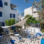 Livadia Seaside 12 Apartment *